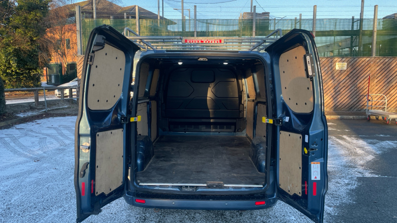 Ford Transit Custom 320 L2 Diesel Fwd 2.0 EcoBlue 170ps Low Roof Limited Van Auto